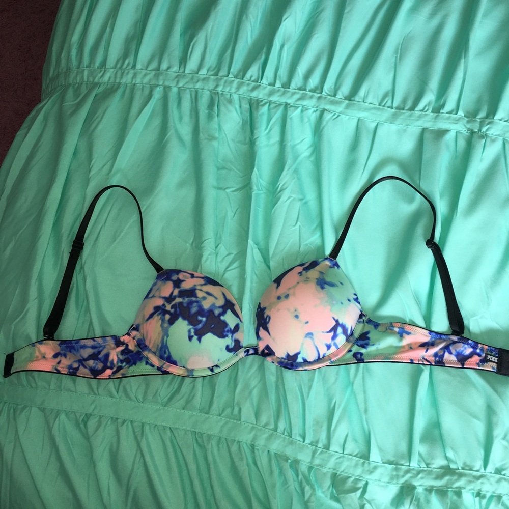 PINK VS bra